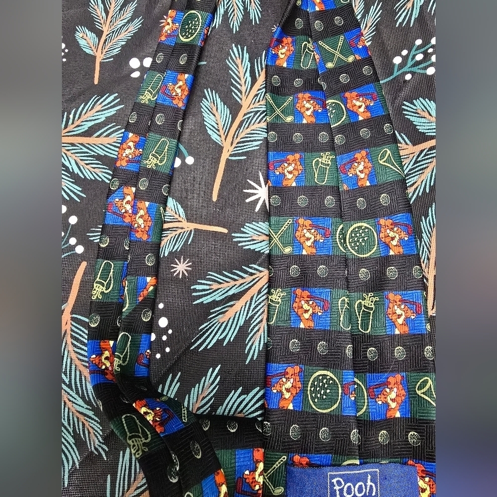 Disney Tie Tigger Golf Multicolor Novelty Men Necktie - Picture 5 of 5